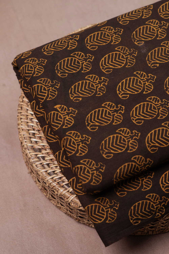 Ajrak Fabric - Matkatus