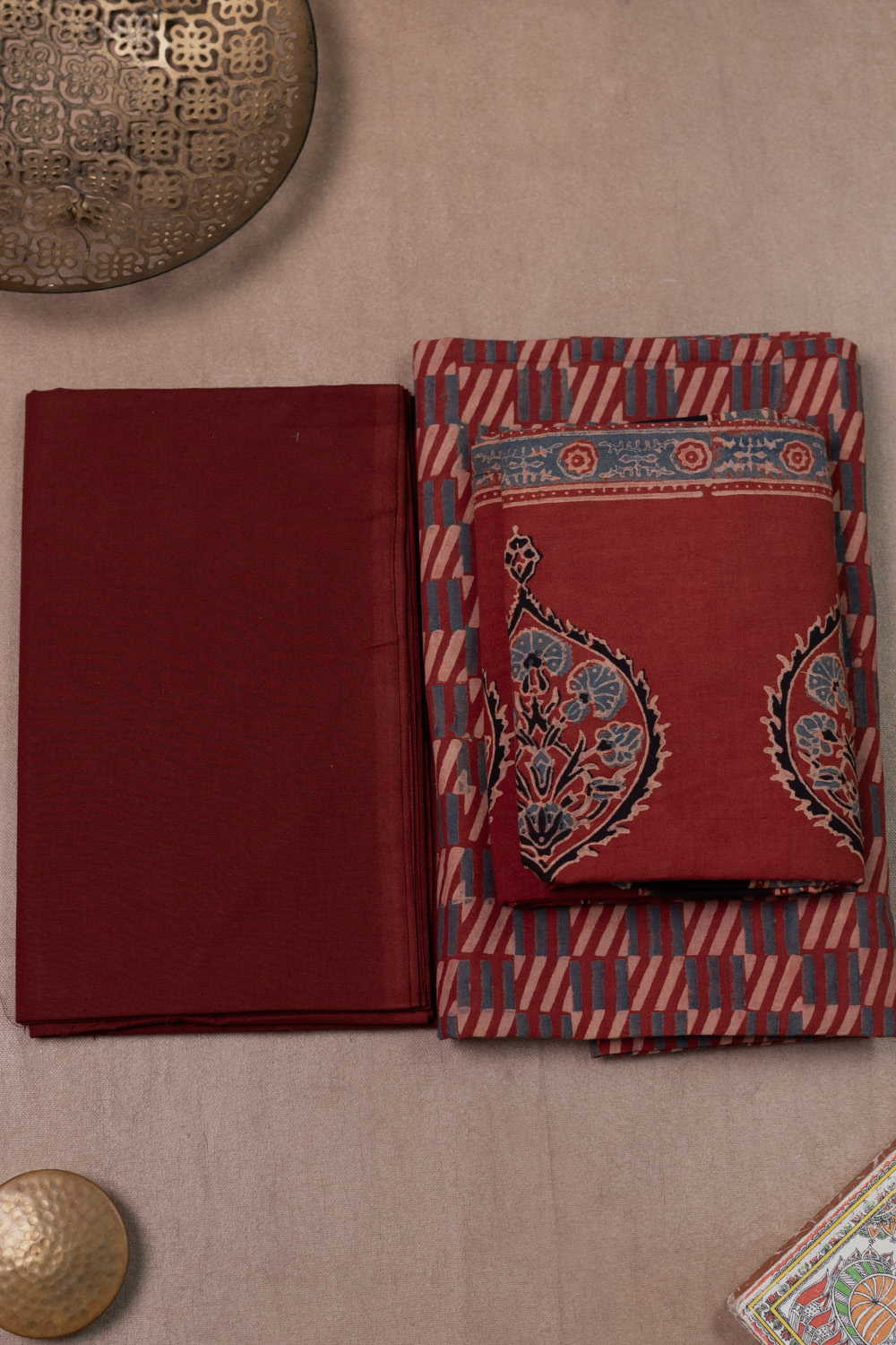 Ajrak Suits - Matkatus