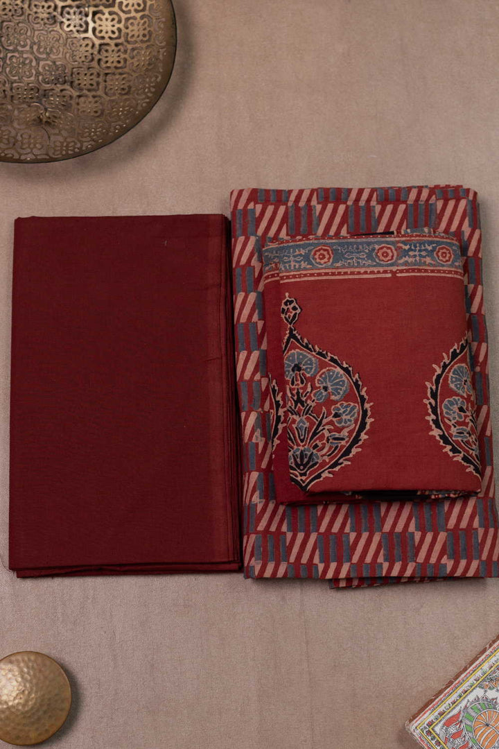 Ajrak Suits - Matkatus