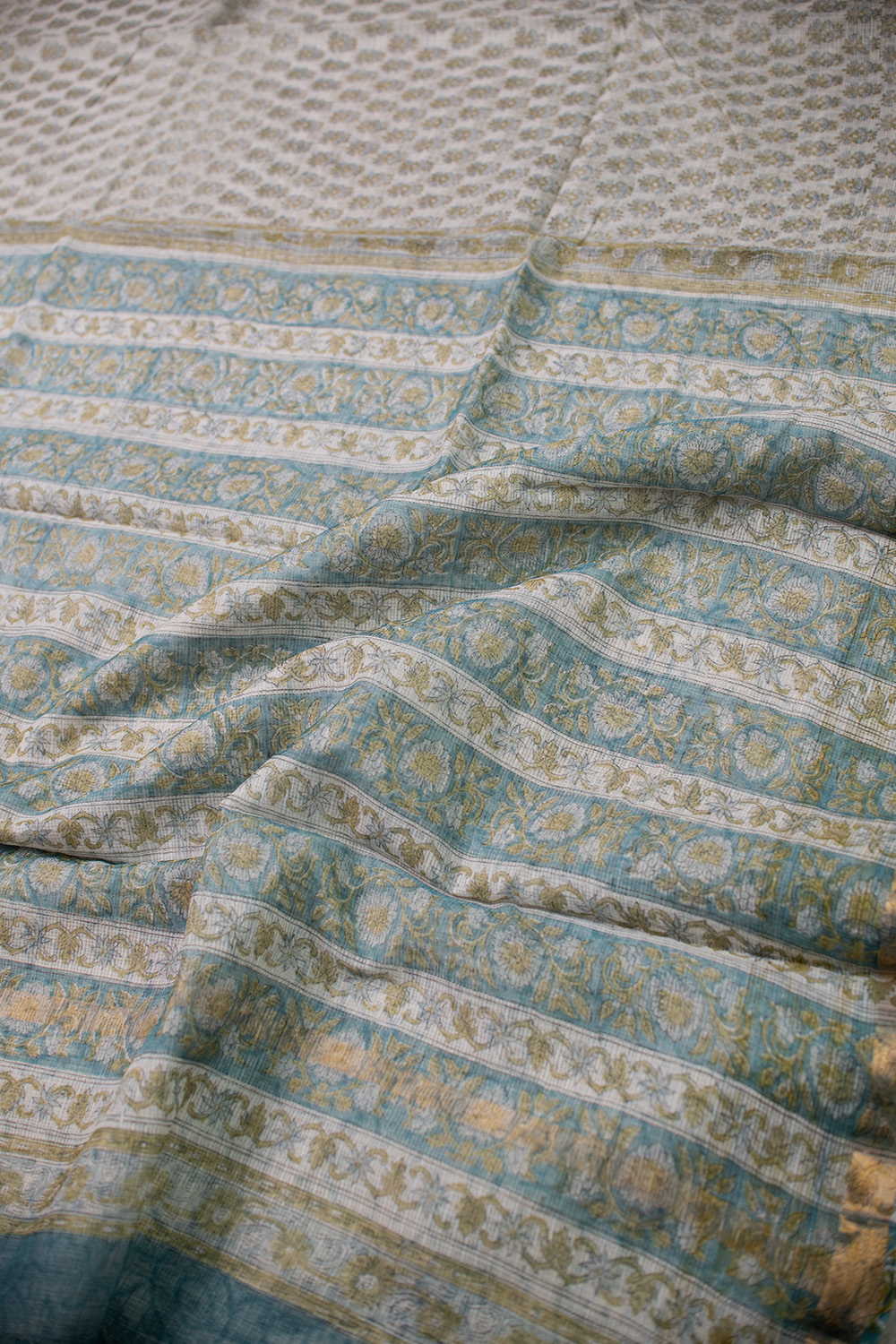 Sarees - Matkatus 