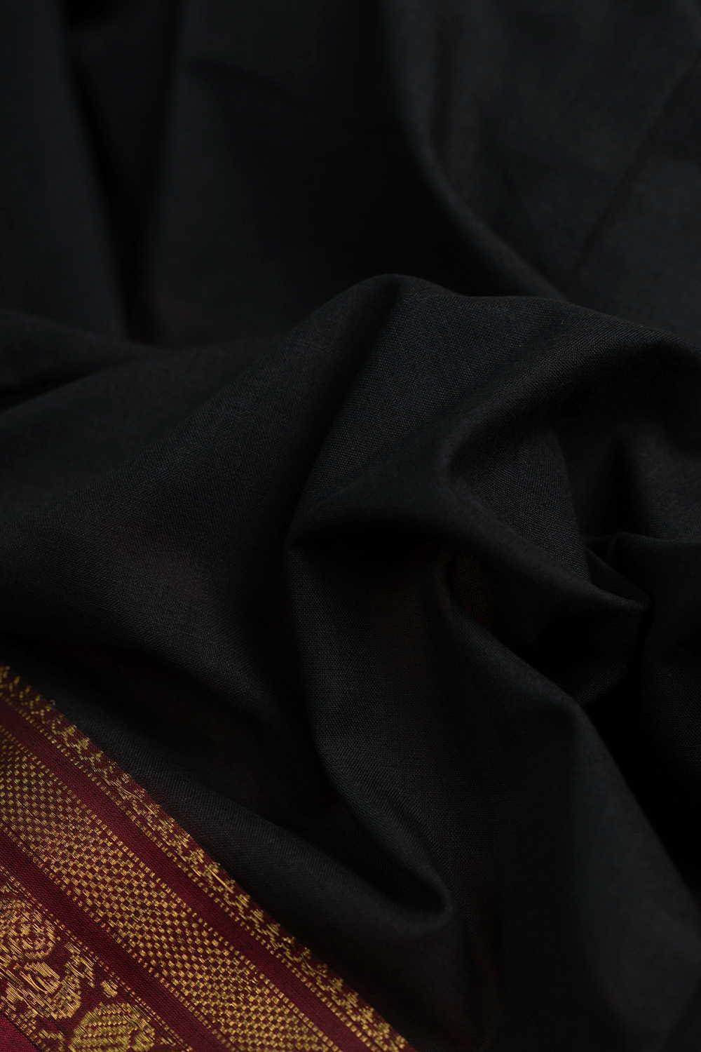 Border Fabrics - Matkatus 