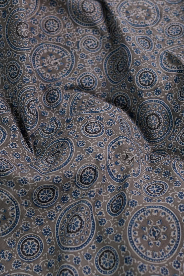 Ajrak Fabric - Matkatus 