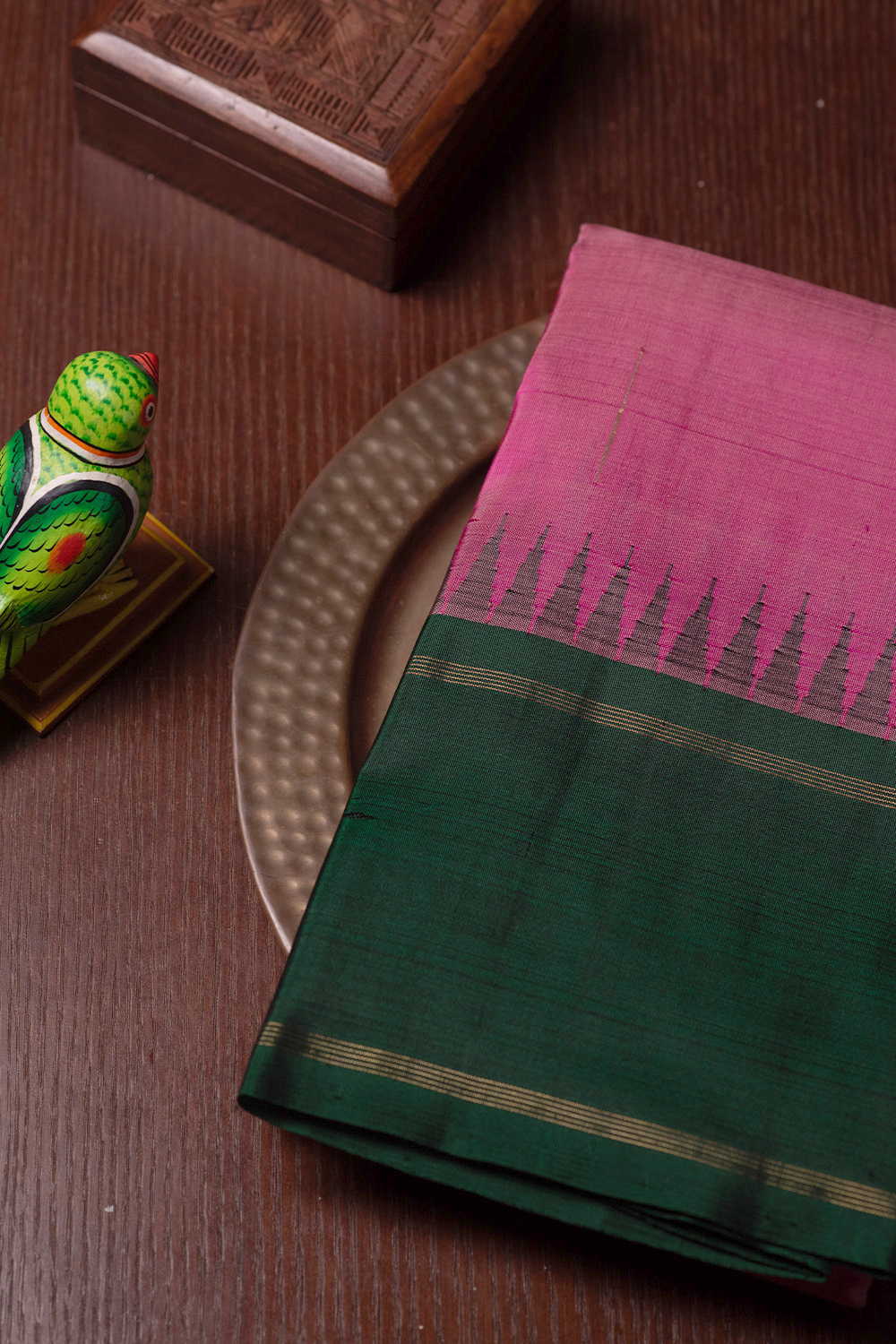 Patt Sarees - Matkatus 