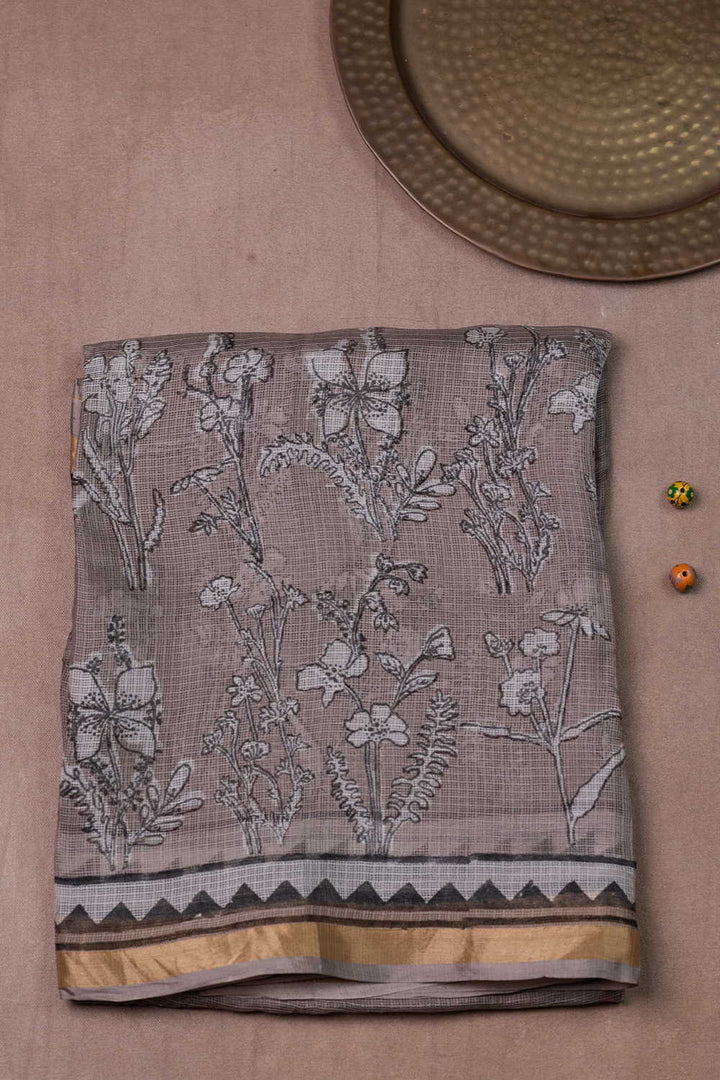 Sarees - matkatus