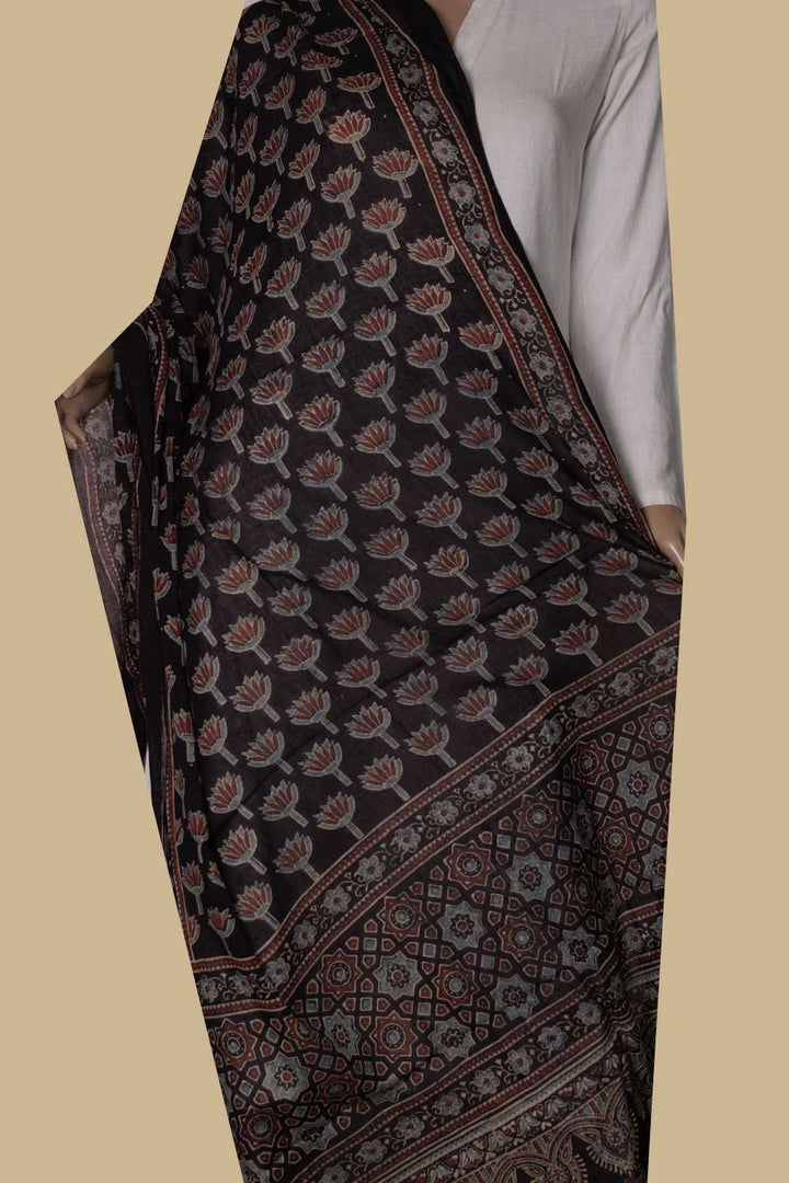 Ajrak Dupattas - Matkatus 