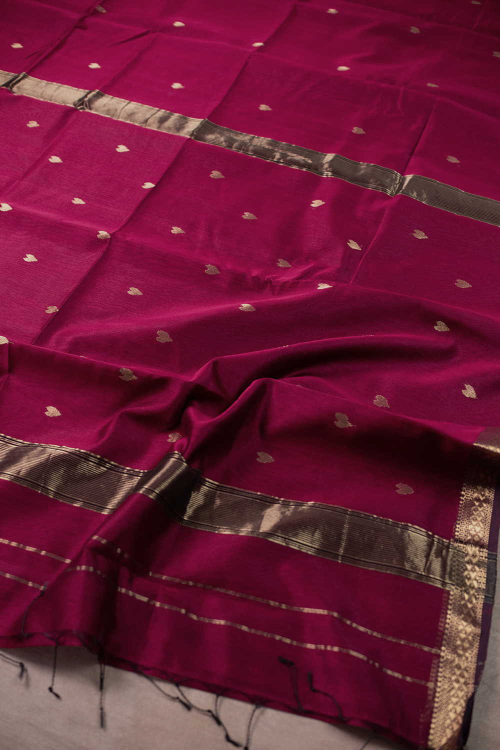 Dark Pink with Heart Butti Maheshwari Silk Cotton saree