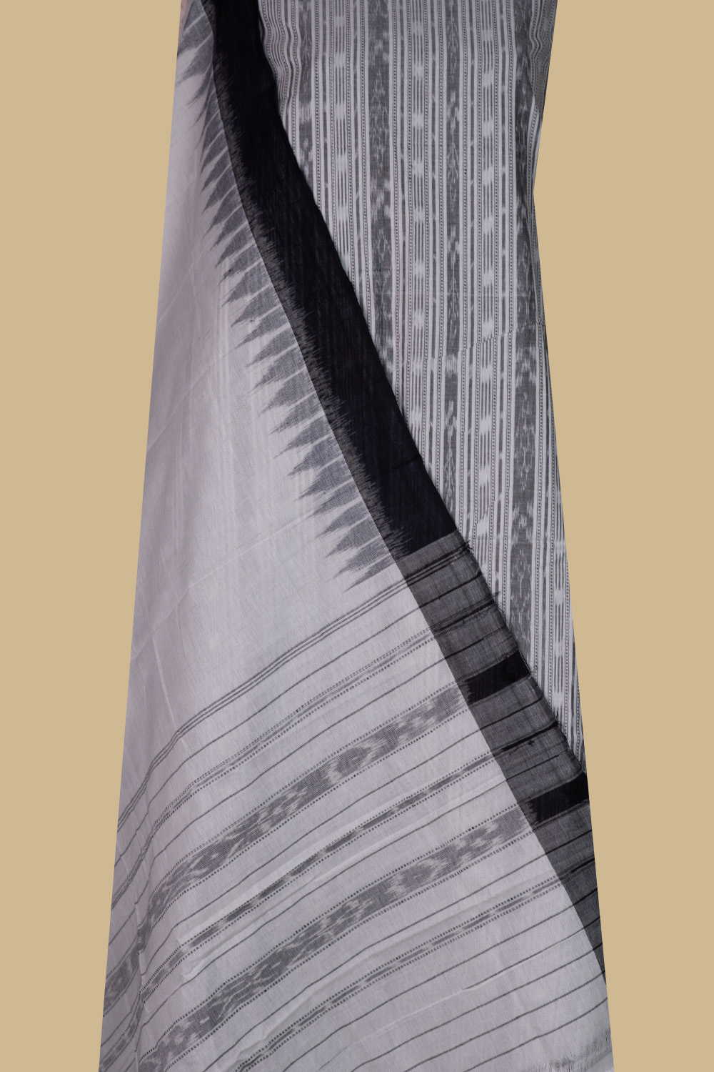Orissa Ikat Suits - Matkatus 