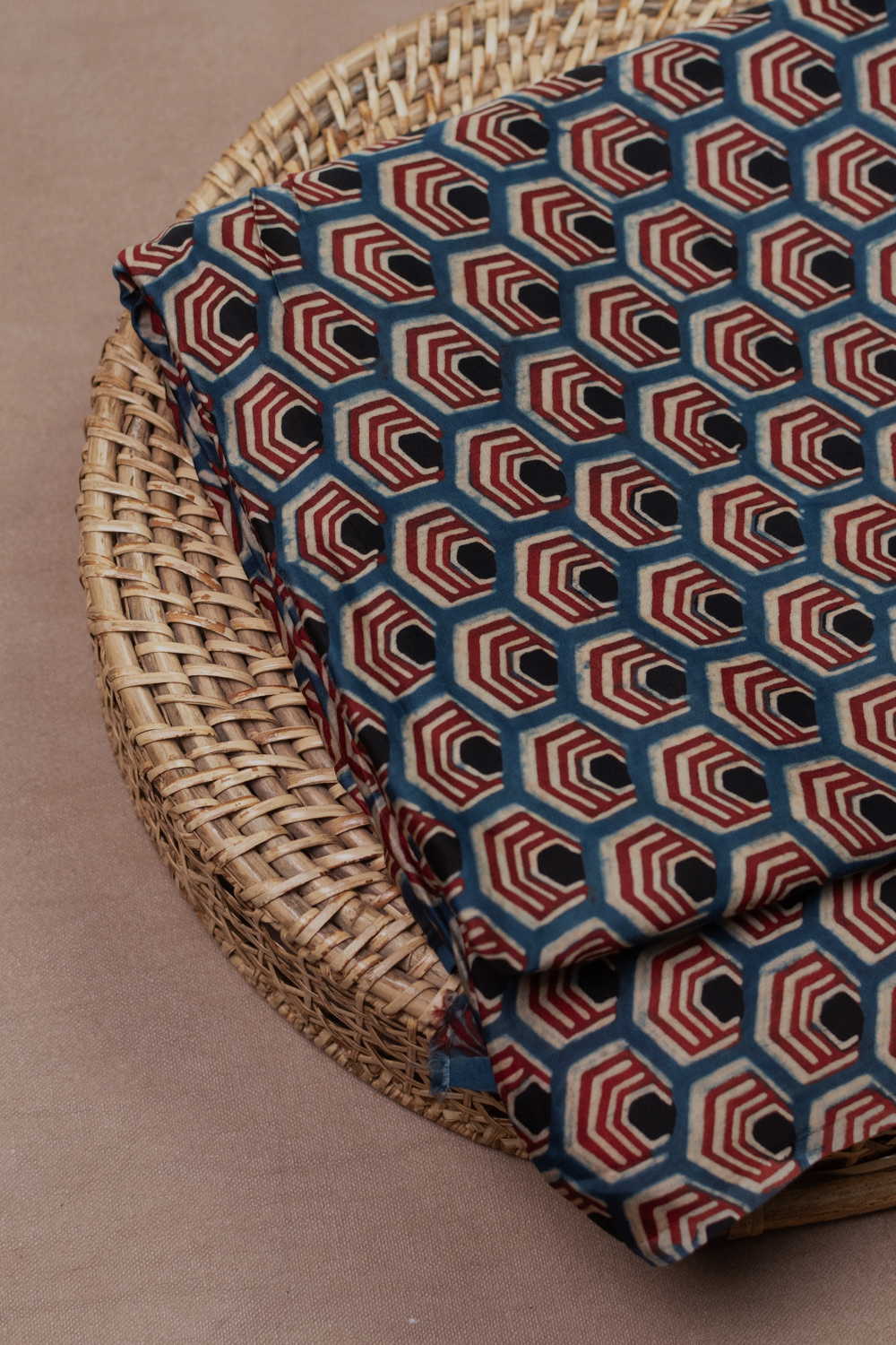 Silk Fabrics - Matkatus