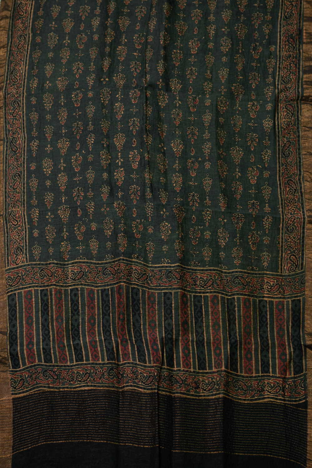 Unstitched Suits-Matkatus 