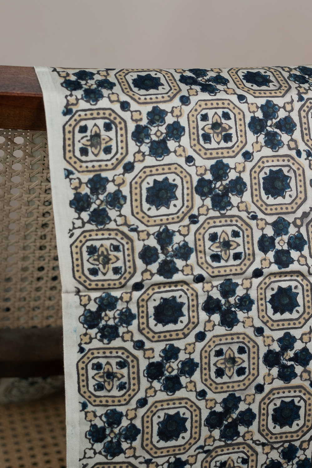 Ajrak fabrics - Matkatus