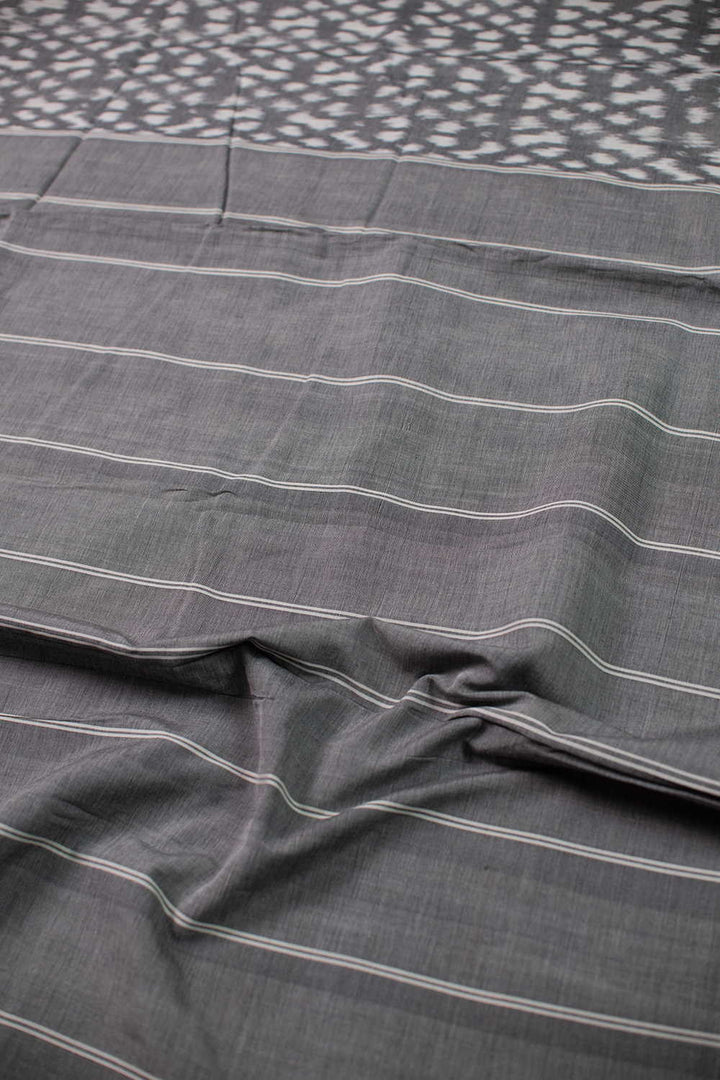 Ikat Saree - Matkatus 