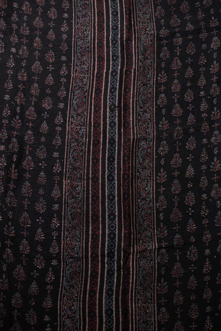 Ajrak Suits-Matkatus 