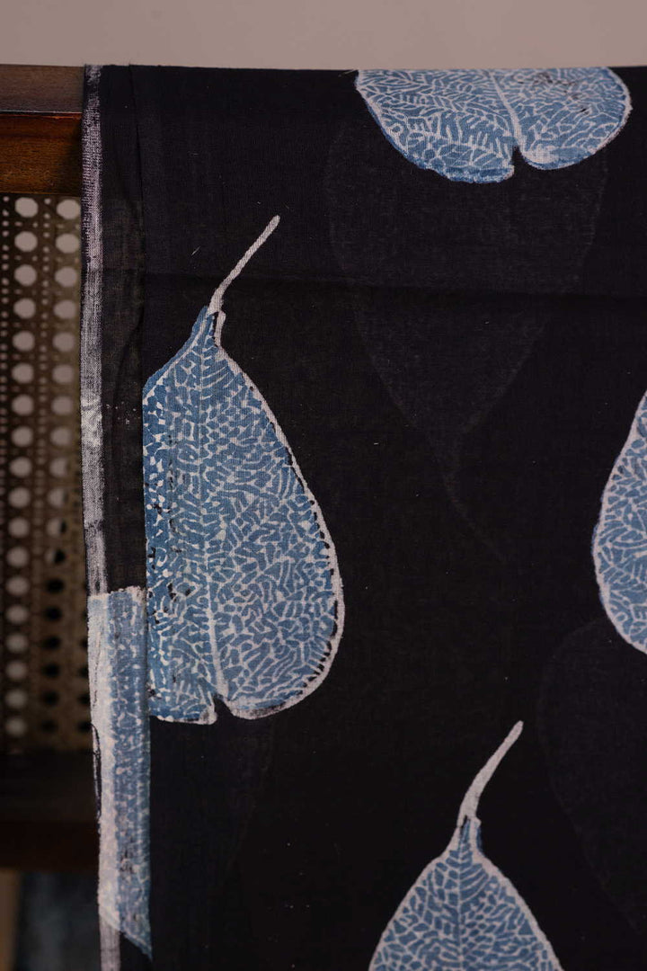Ajrak Fabric - Matkatus