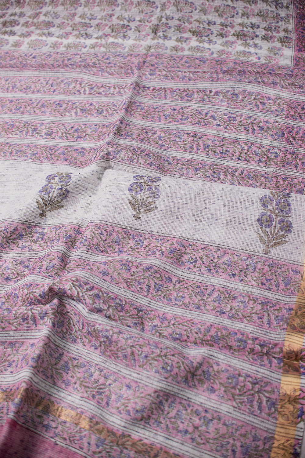 Sarees - Matkatus 