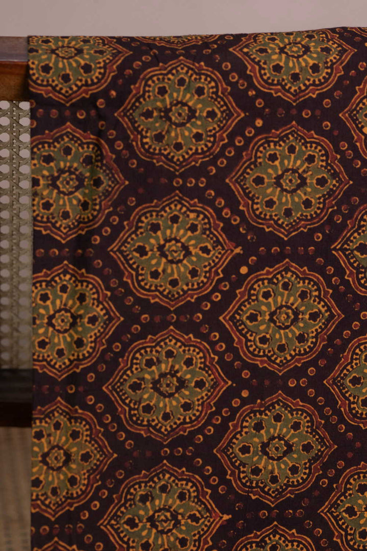 Block Printed Cotton Fabric - Matkatus 