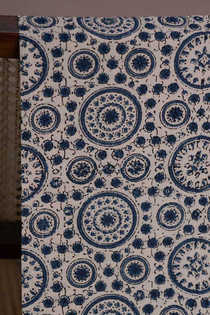 Ajrak Fabric - Matkatus 