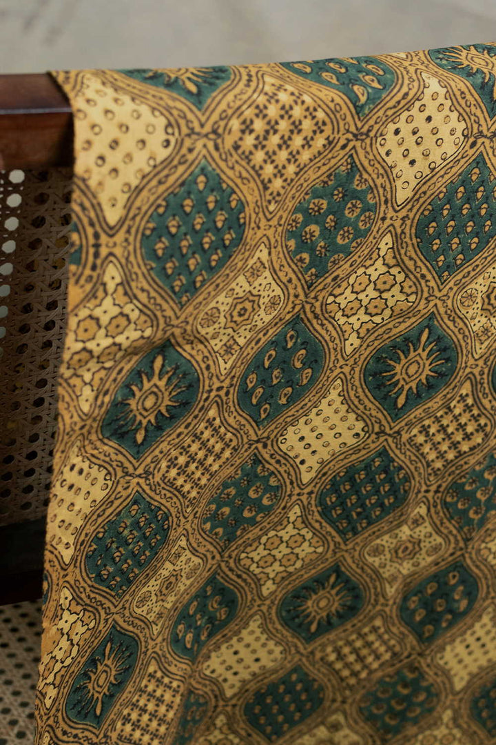 Cotton Fabric-Matkatus