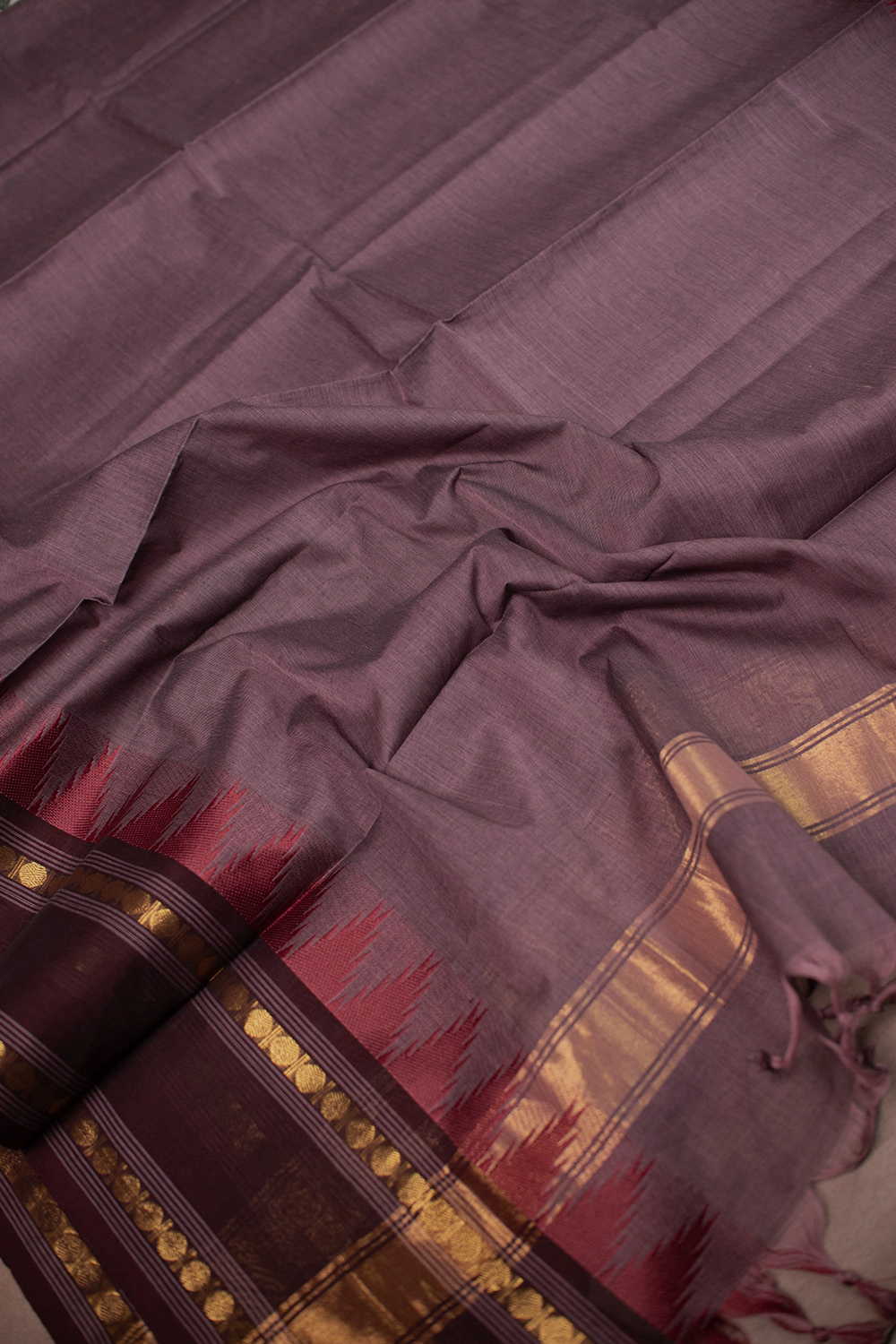 Traditional Dupatta - Matkatus