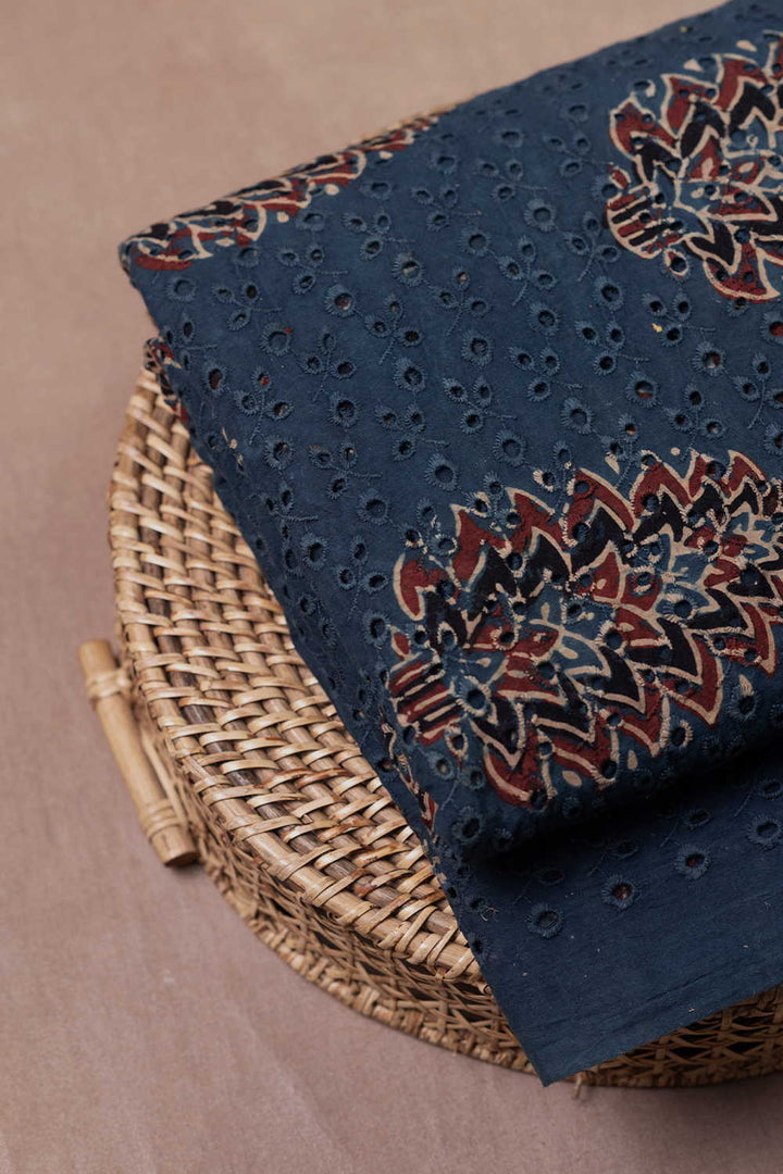 Ajrak Fabric - Matkatus