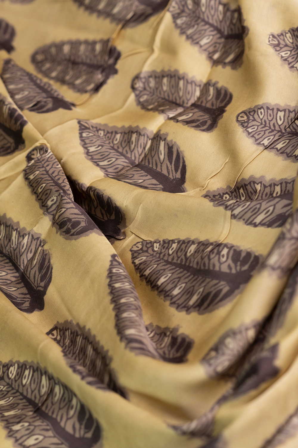 Silk Fabric - Matkatus 