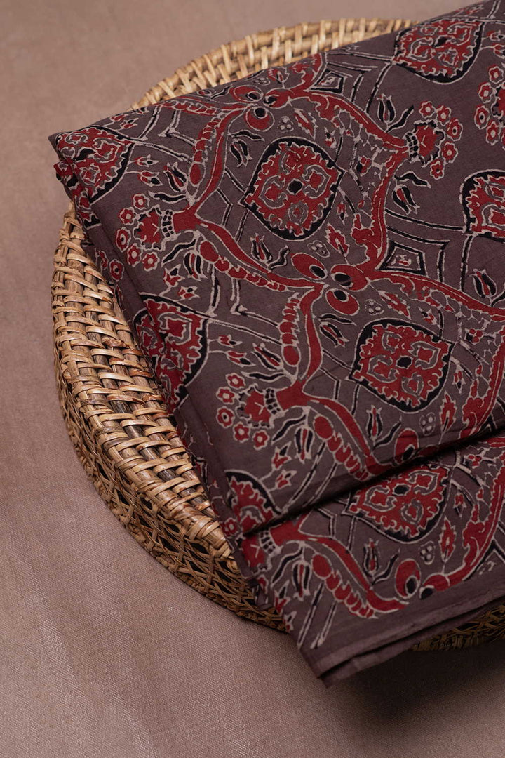 Ajrak Fabric - Matkatus