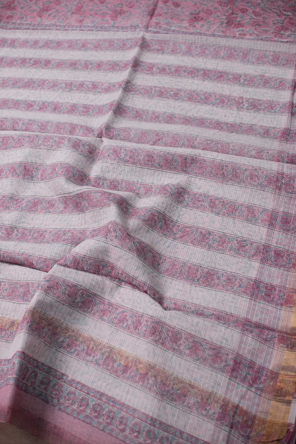 Sarees - Matkatus 
