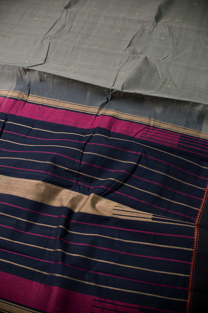 Sarees - Matkatus 