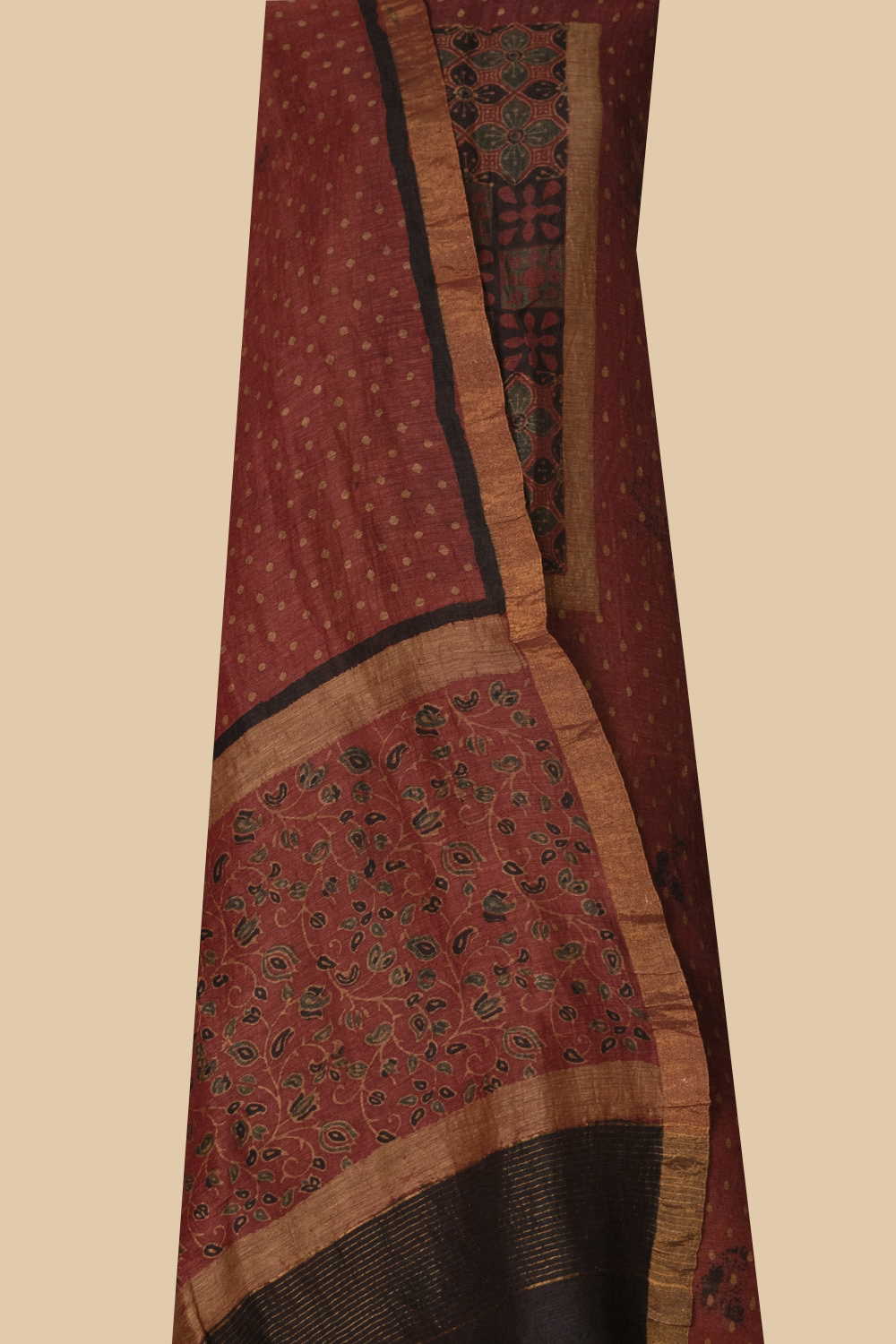 Ajrak Suits-Matkatus 