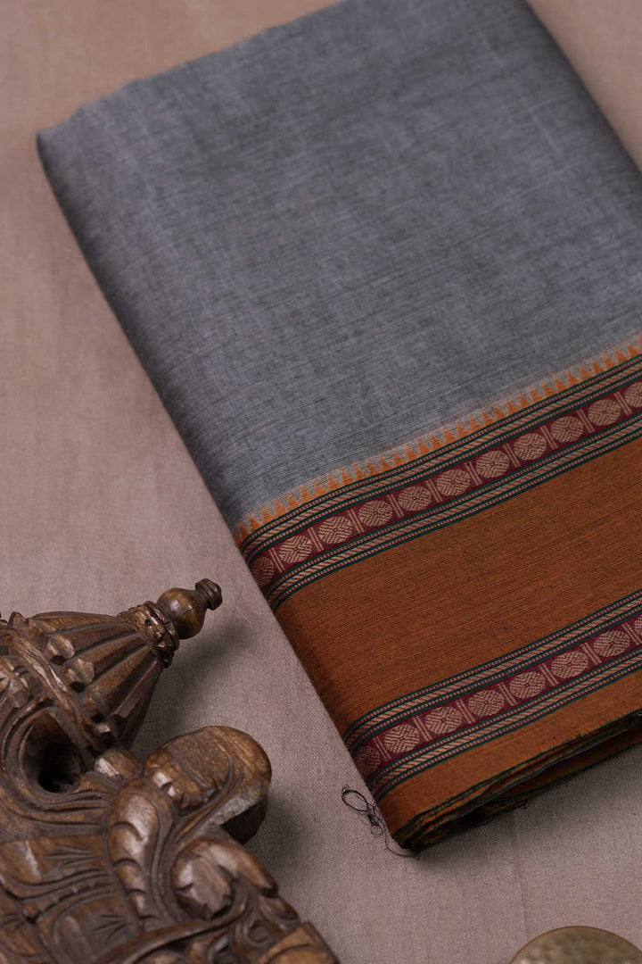 Cotton Fabric -  Matkatus 