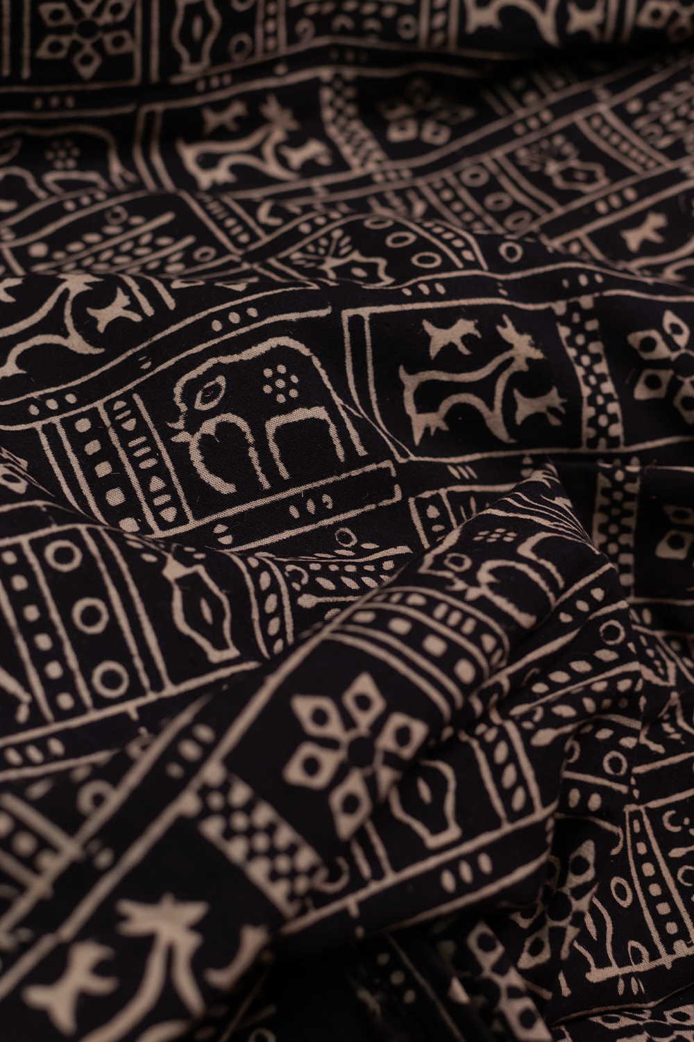 Ajrak Cotton Fabrics-Matkatus