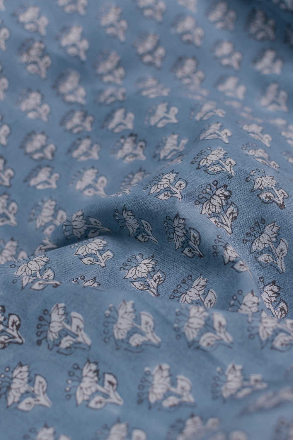 Cotton Fabric-Matkatus 