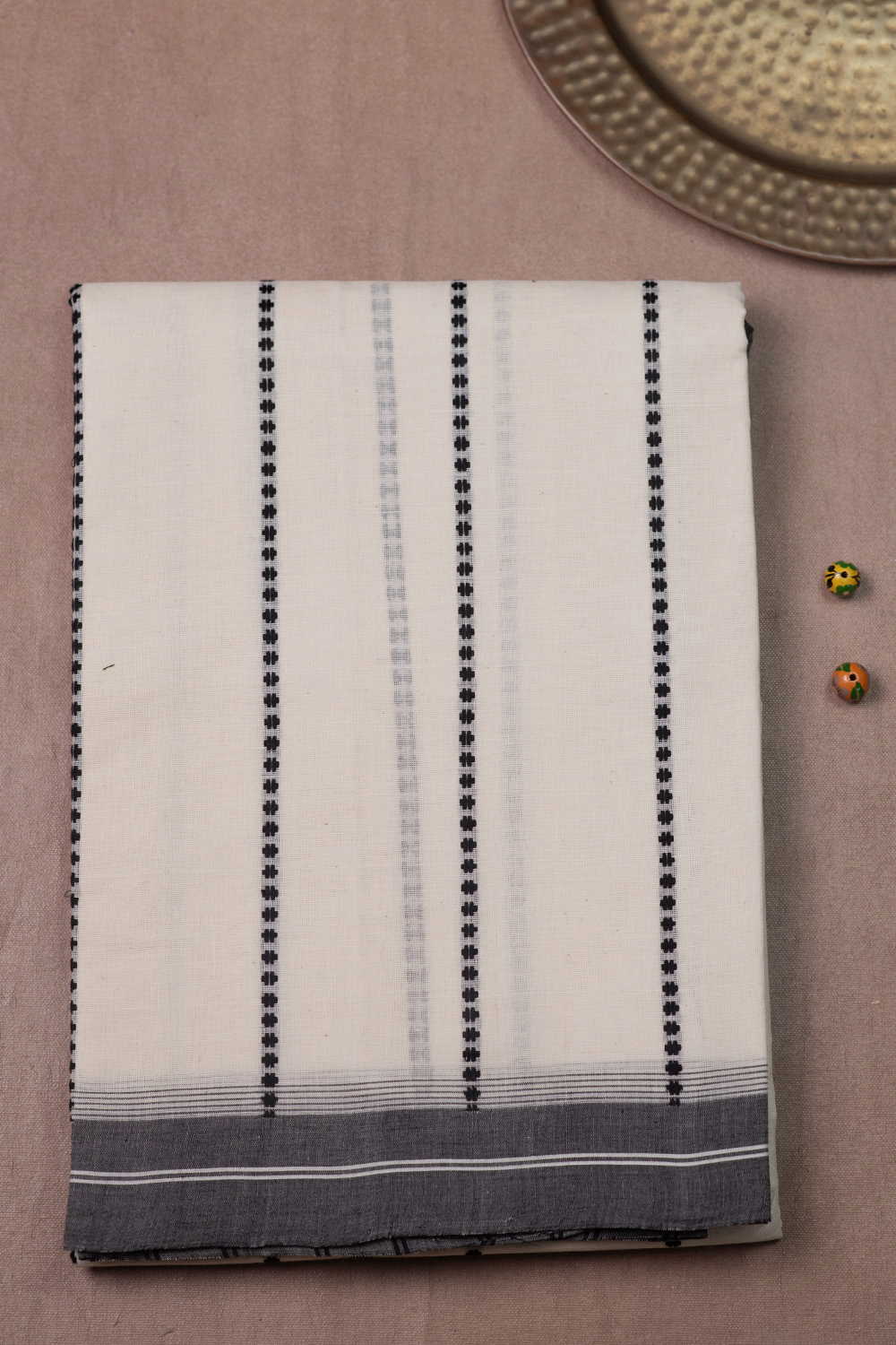 Handwoven Cotton Saree - Matkatus 
