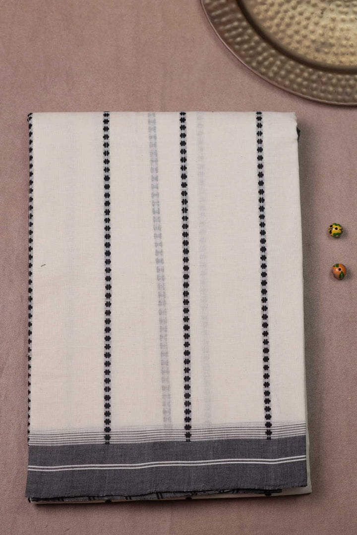 Handwoven Cotton Saree - Matkatus 
