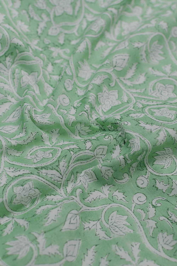 Cotton Fabric-Matkatus 