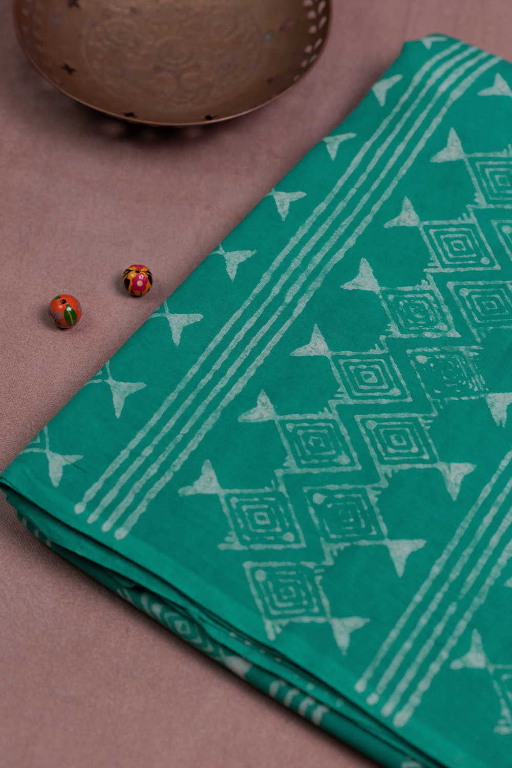 Mul Mul Cotton saree - Matkatus