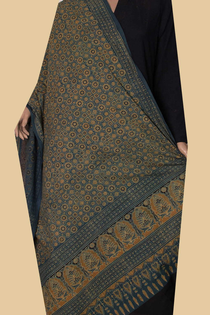 Ajrak Cotton Dupatta - Matkatus 