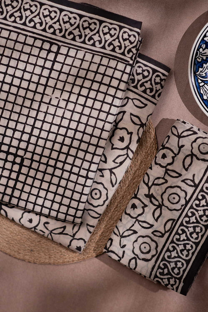 Mul Cotton Suits - matkatus 