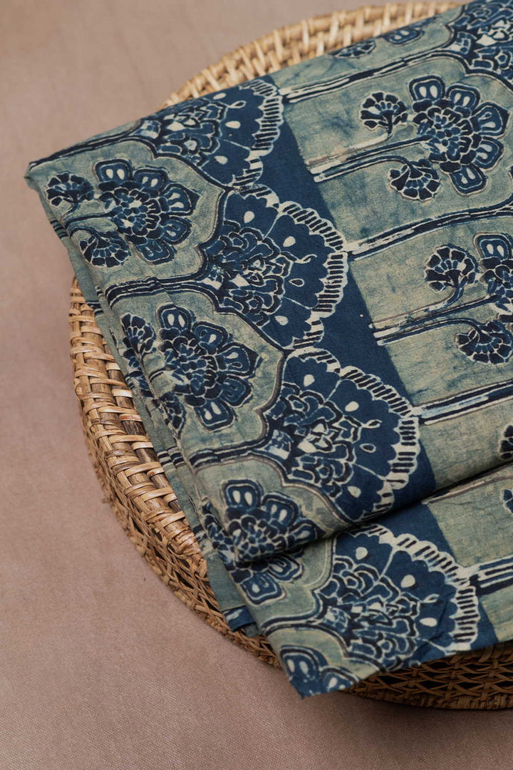 Ajrak Fabric - Matkatus 