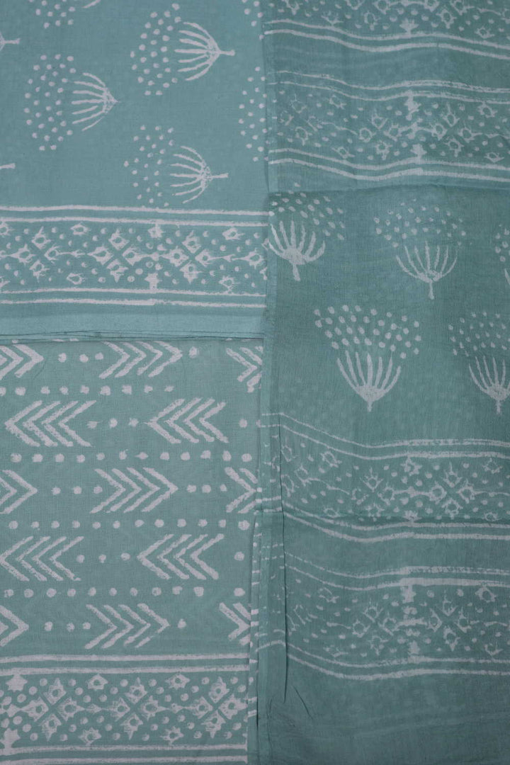 Unstitched Suits - Matkatus
