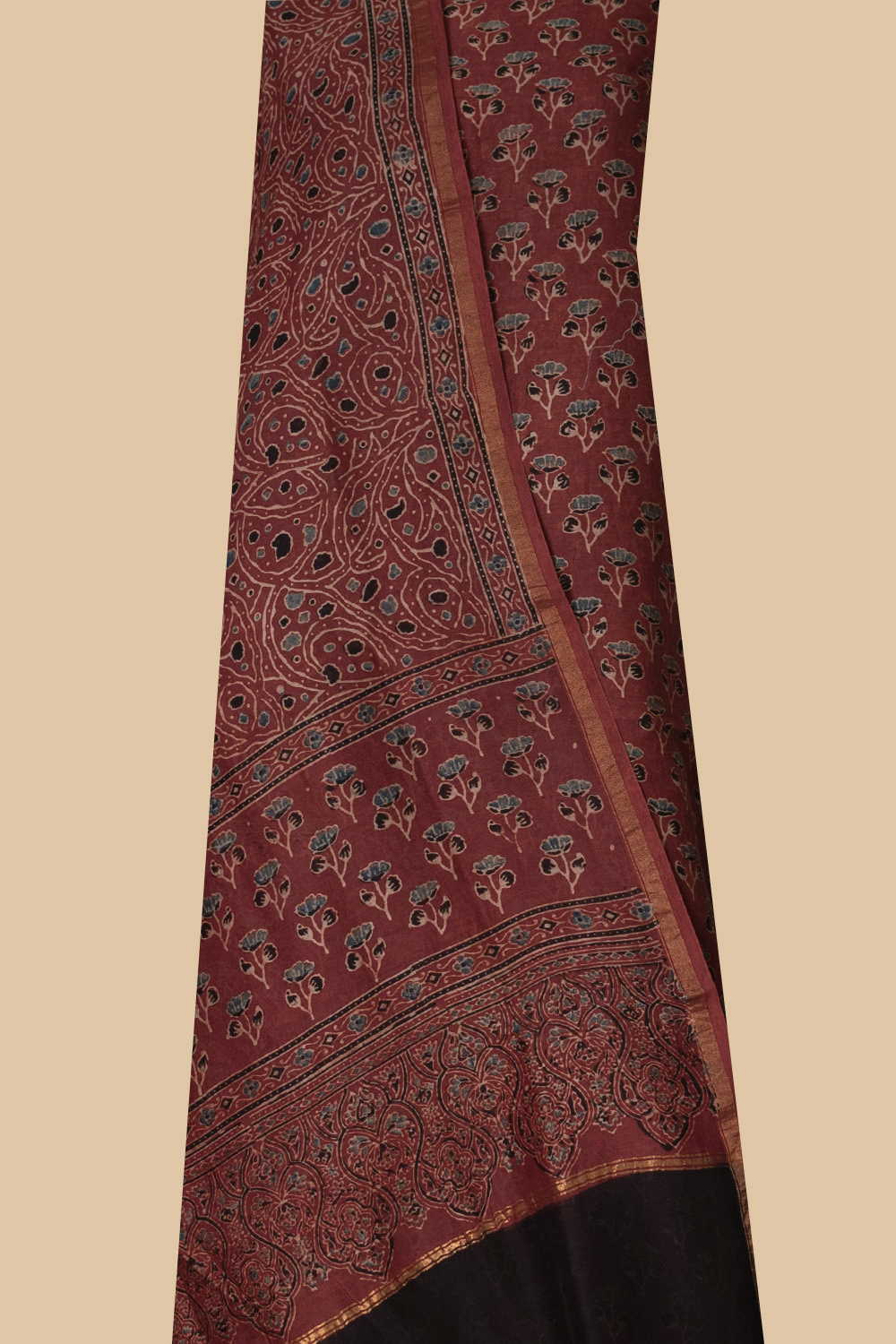 Unstitched Suits-Matkatus 