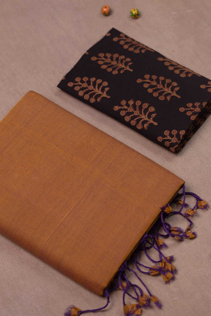 Sarees - Matkatus 