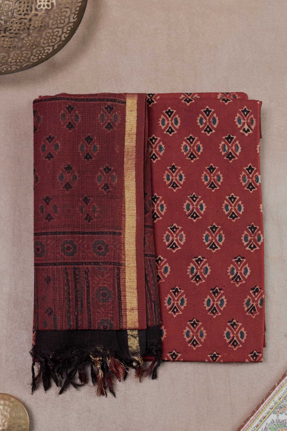 Ajrak print Suits-Matkatus 
