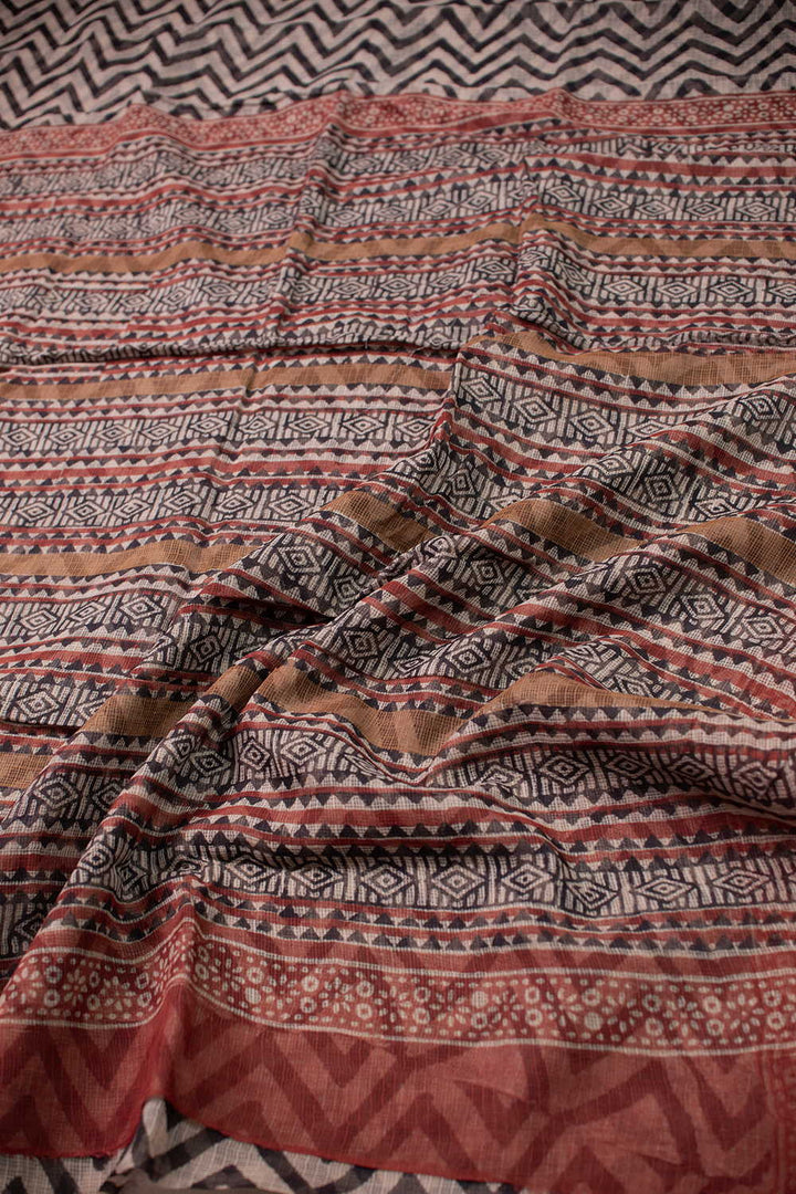 Sarees - Matkatus 