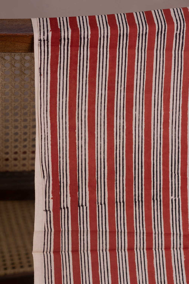 Block Printed Cotton Fabric - Matkatus 