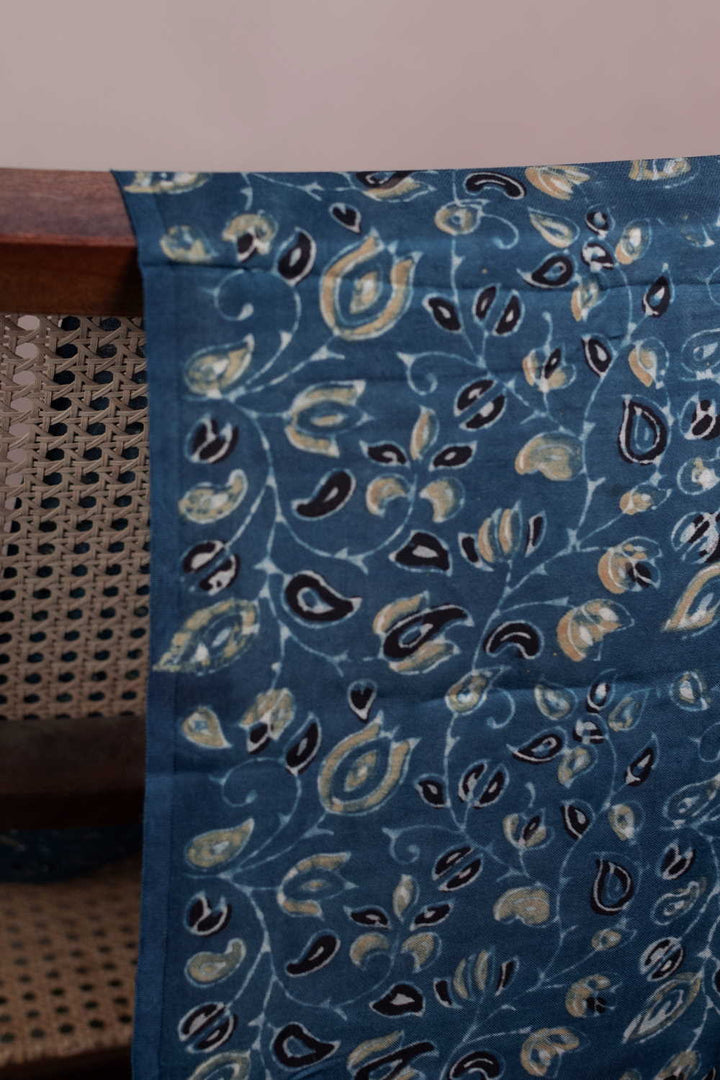 Ajrak fabrics - Matkatus