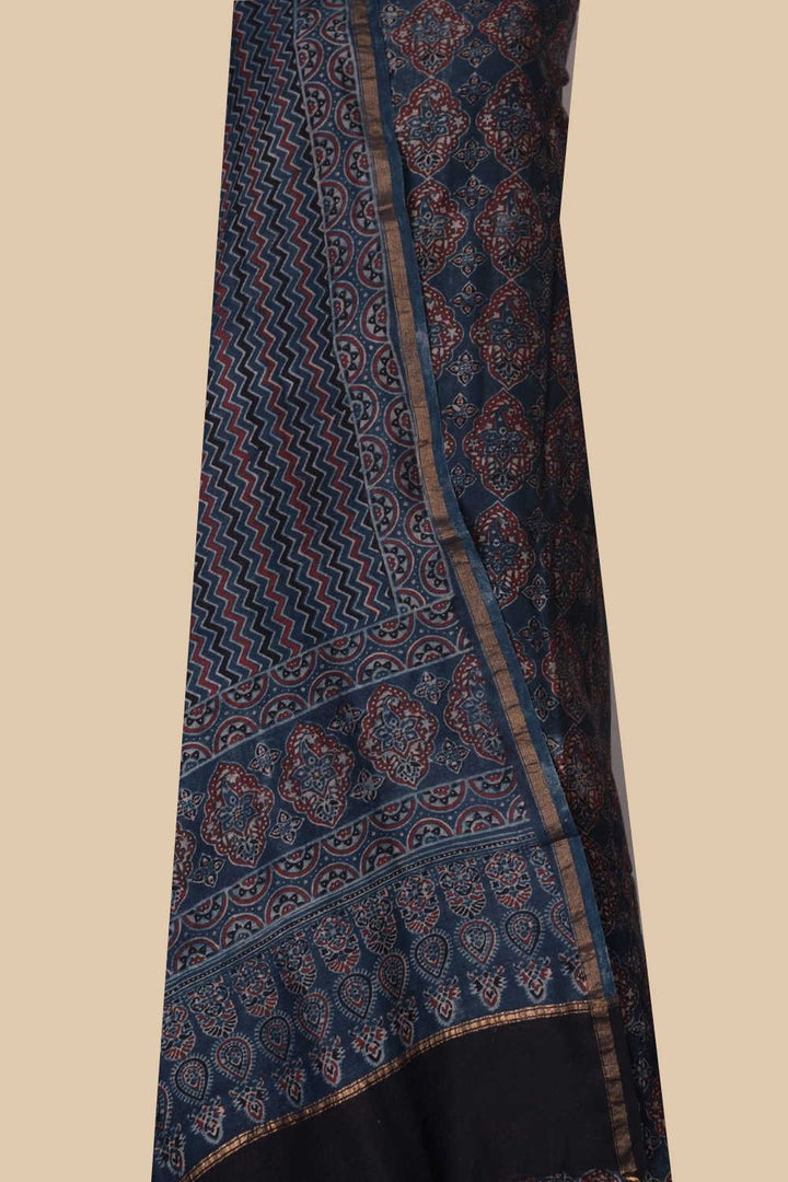 Unstitched Suits-Matkatus 