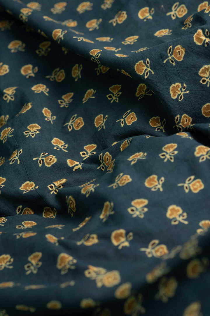 Ajrak Fabric - Matkatus 