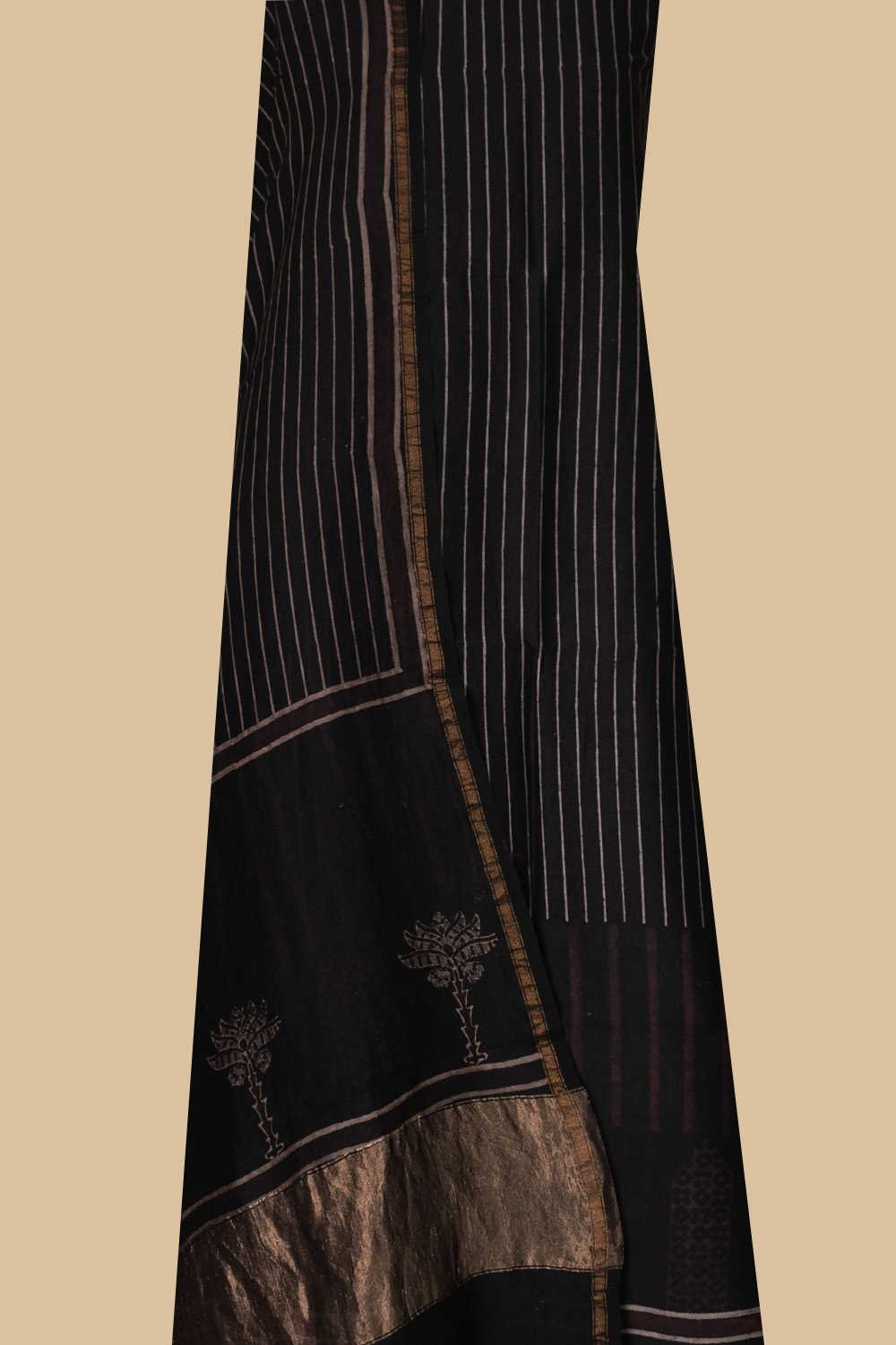 Unstitched Suits-Matkatus 