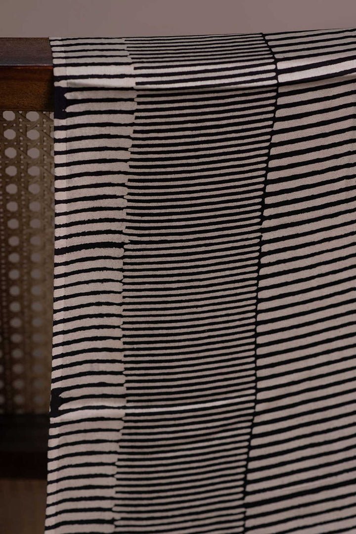 Silk Fabric - Matkatus 