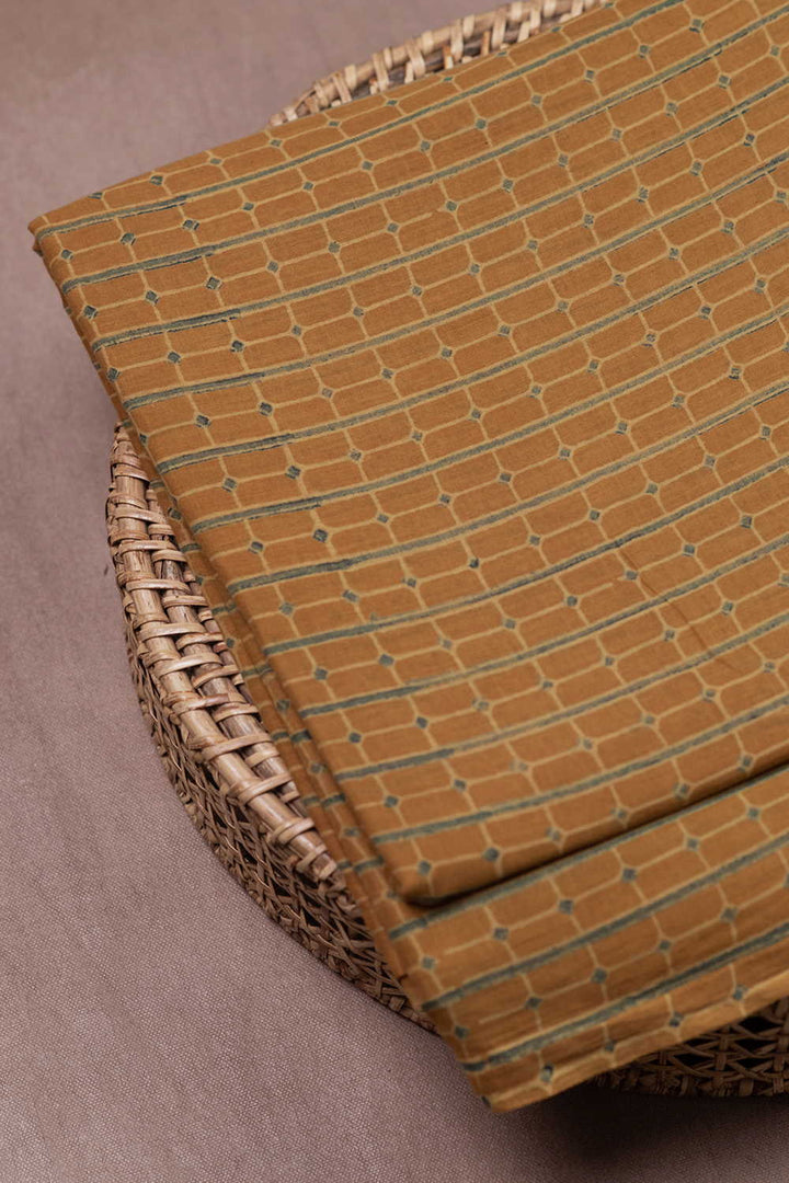 Ajrak Fabric - Matkatus